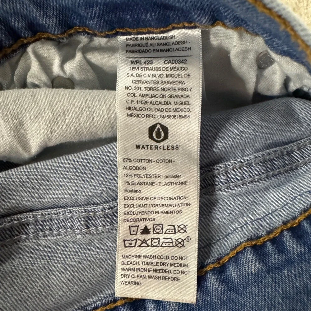 Signature by Levi Strauss signature by